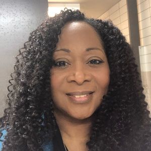 Meet your Posher, Cinda